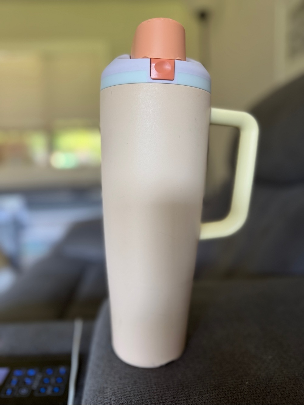 Owala 40oz Neutral Pink Travel Tumbler with Pastel Handle and Lid